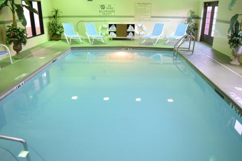 holiday inn express and suites pensacola west i 10