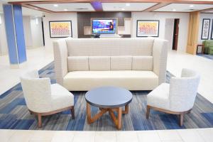 holiday inn express and suites pensacola west i 10