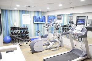 holiday inn express and suites pensacola west i 10