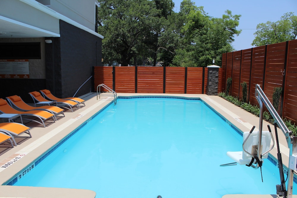holiday inn pensacola university area by ihg