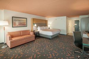 holiday inn pensacola university area by ihg