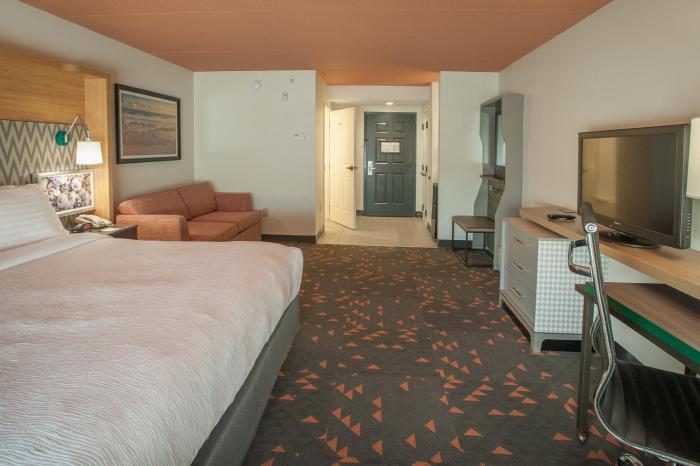 holiday inn pensacola university area by ihg