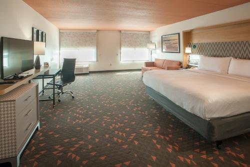 holiday inn pensacola university area by ihg