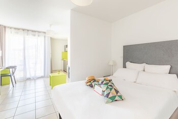 appartcity confort la ciotat cote port