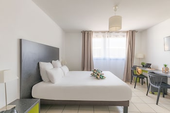 appartcity confort la ciotat cote port