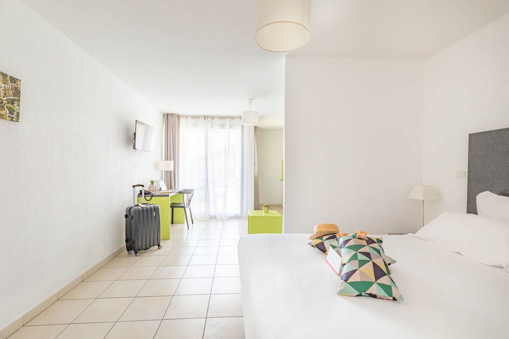 appartcity confort la ciotat cote port