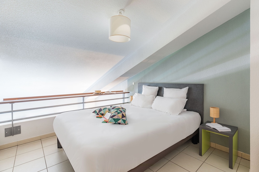 appartcity confort la ciotat cote port