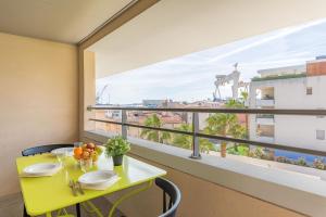 appartcity confort la ciotat cote port