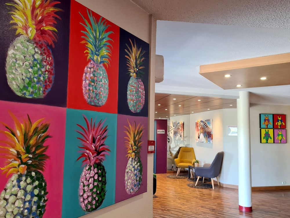 the originals marseille aeroport