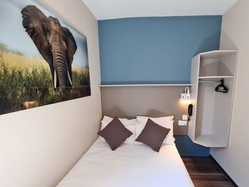 the originals marseille aeroport