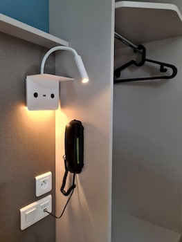 the originals marseille aeroport