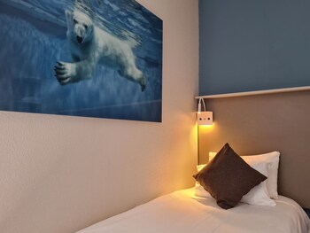 the originals marseille aeroport