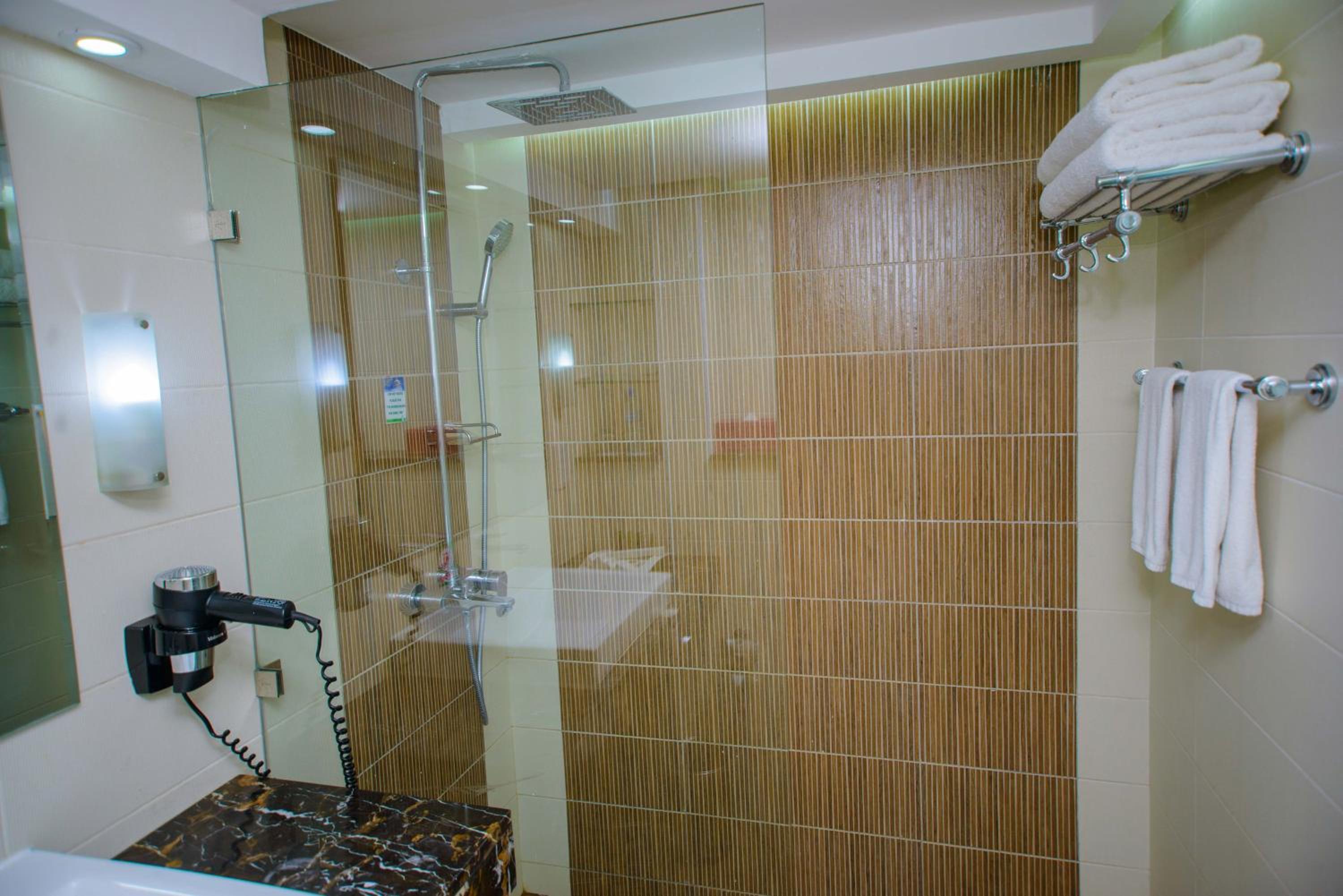 holiday inn dar es salaam city center by ihg