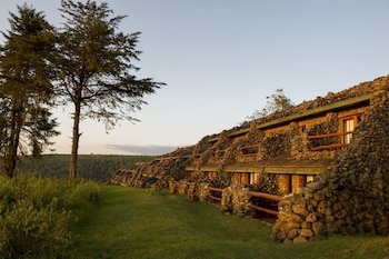 ngorongoro serena safari lodge