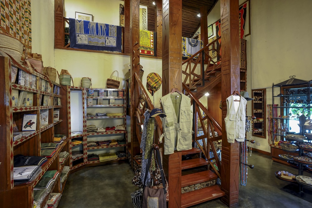 ngorongoro serena safari lodge