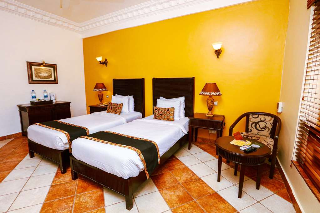 colosseum hotel and fitness club