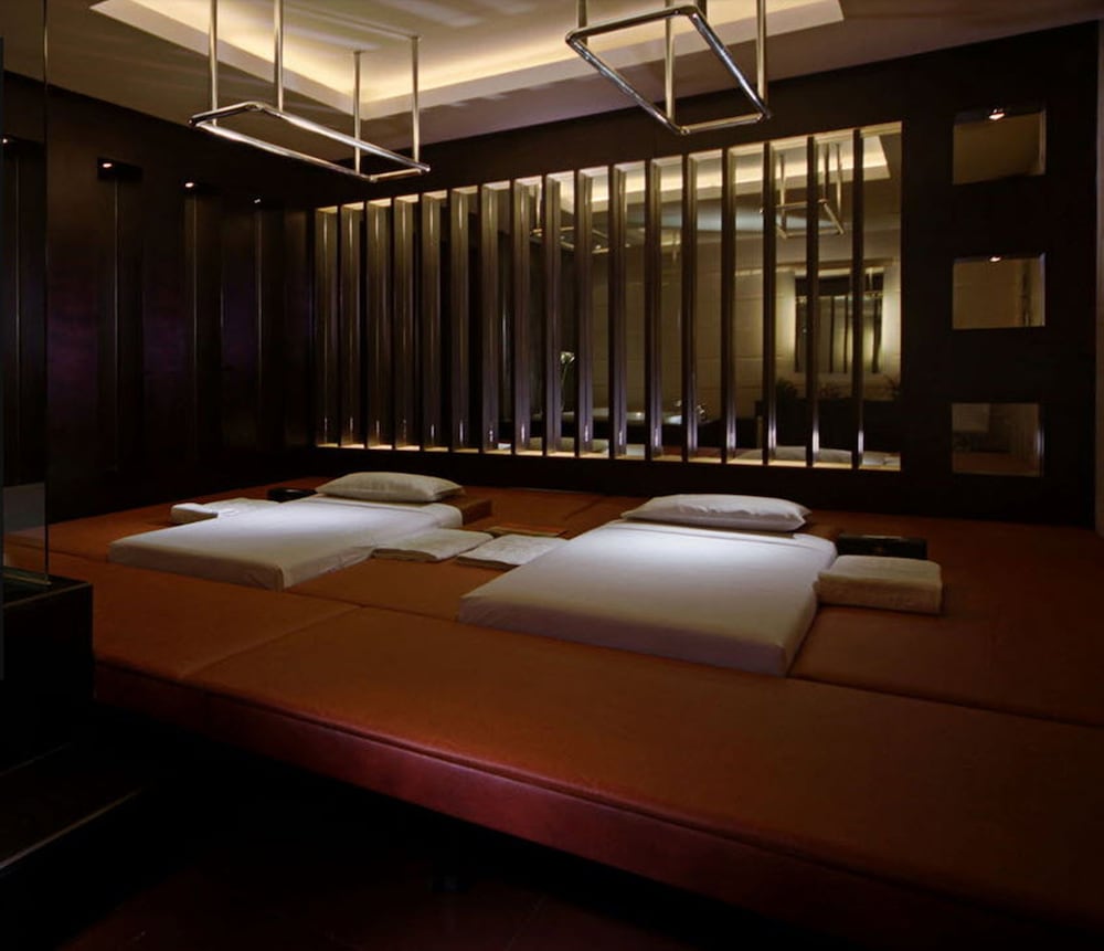 fm7 resort hotel jakarta