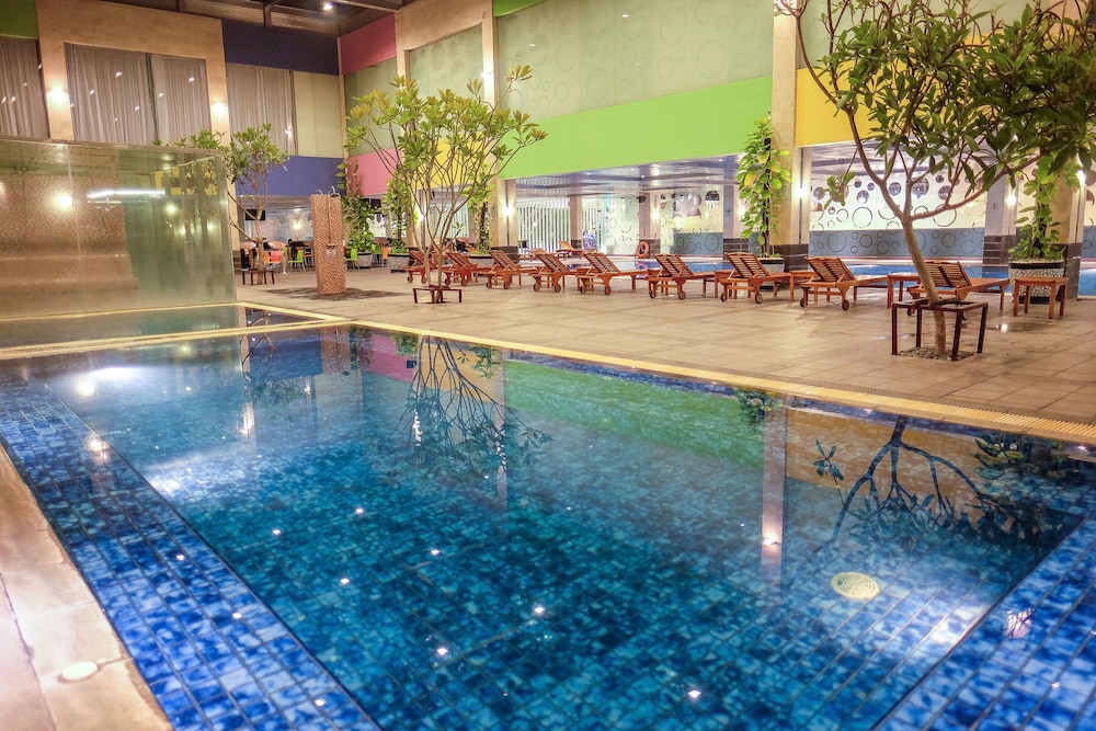 Fm7 Resort Hotel Jakarta,Central Jakarta>>Banten,4 star