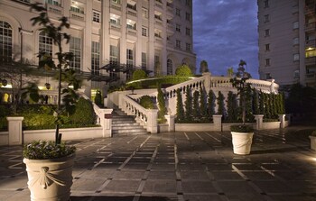 the bellezza suites jakarta