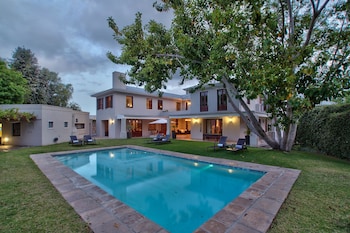 nova constantia boutique residence