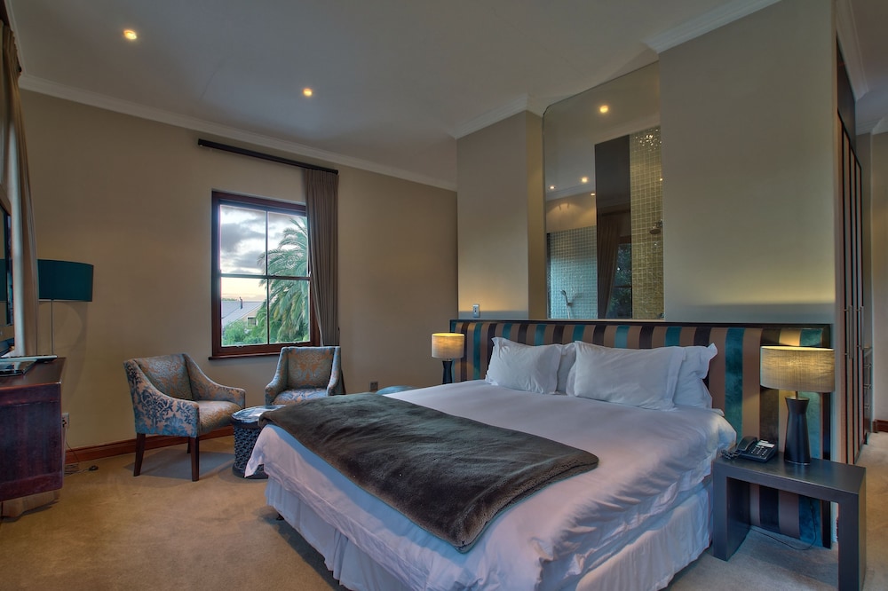 nova constantia boutique residence