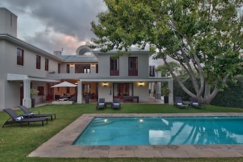 nova constantia boutique residence