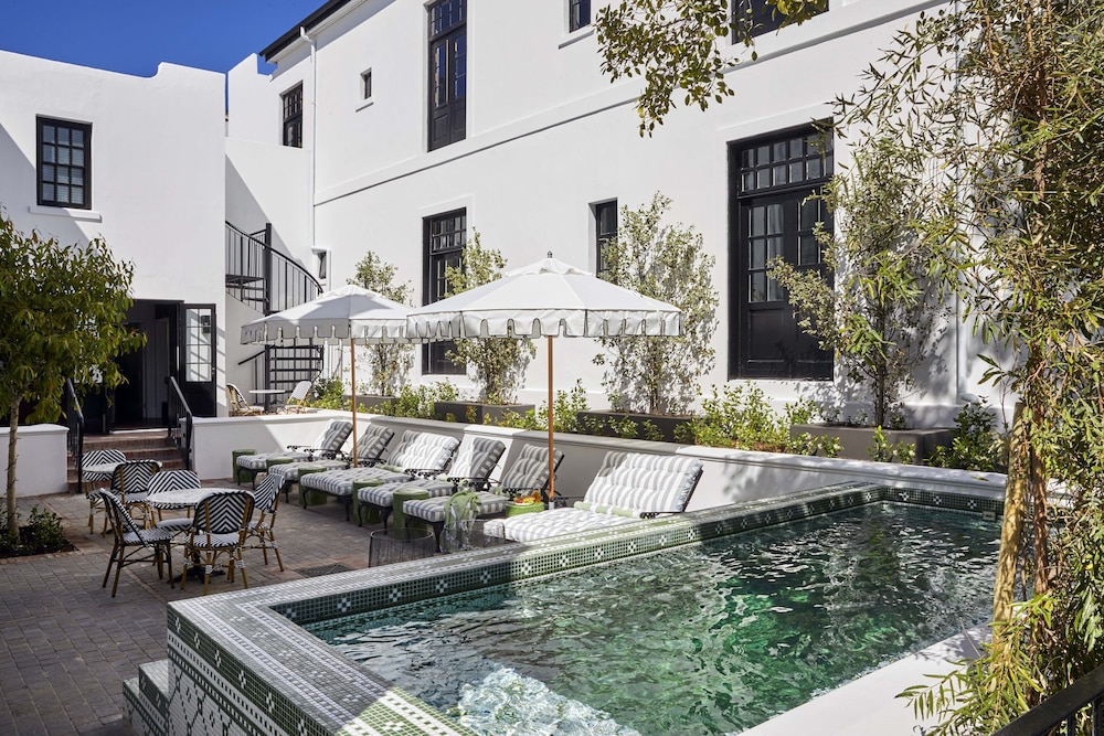 cape cadogan boutique hotel