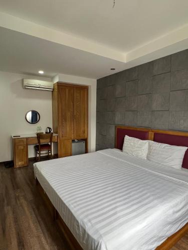 hanoi holiday diamond hotel