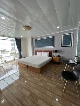 hanoi holiday diamond hotel