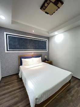 hanoi holiday diamond hotel