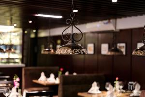 hanoian central hotel and spa