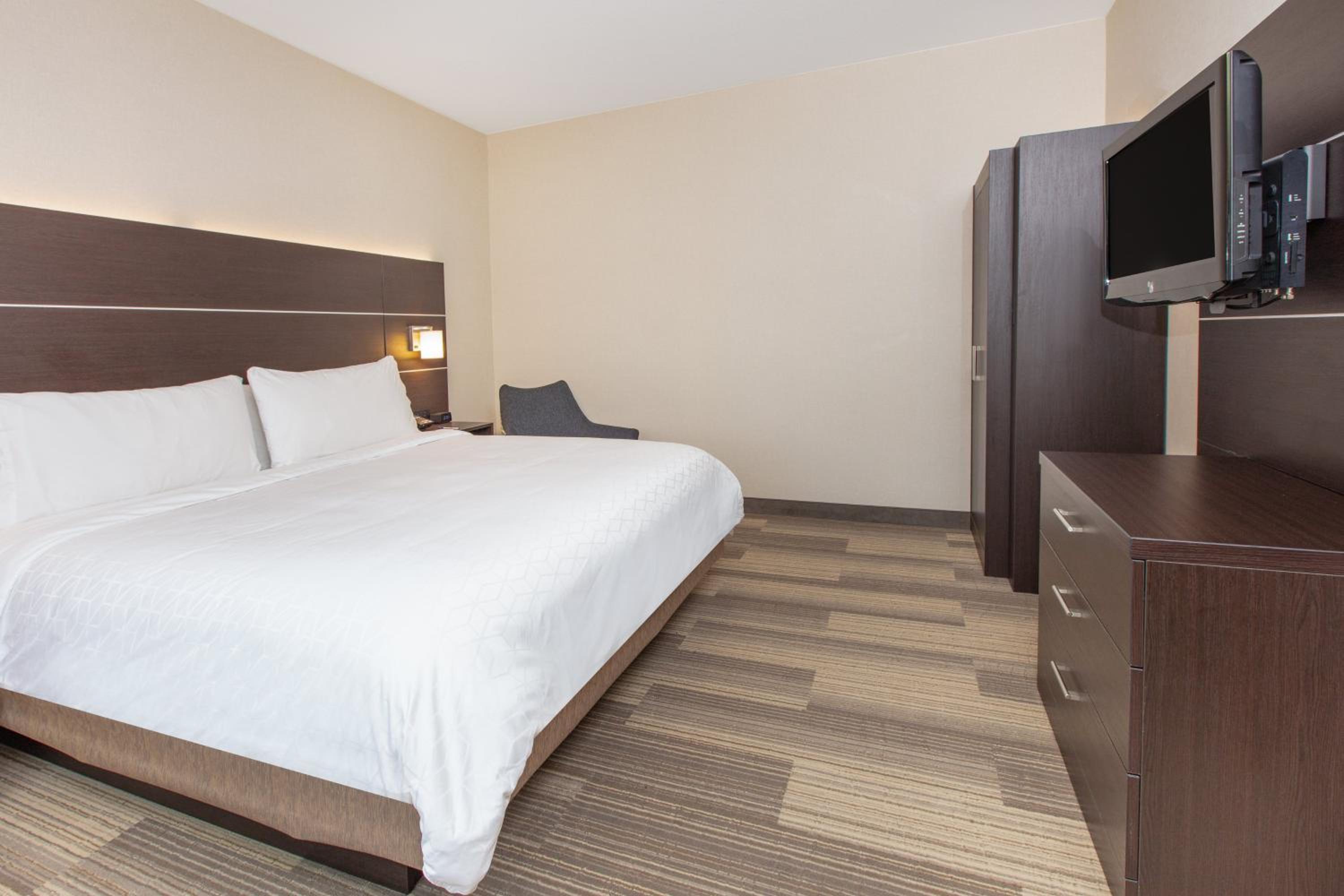 holiday inn express hotel and suites seaside convention center by ihg