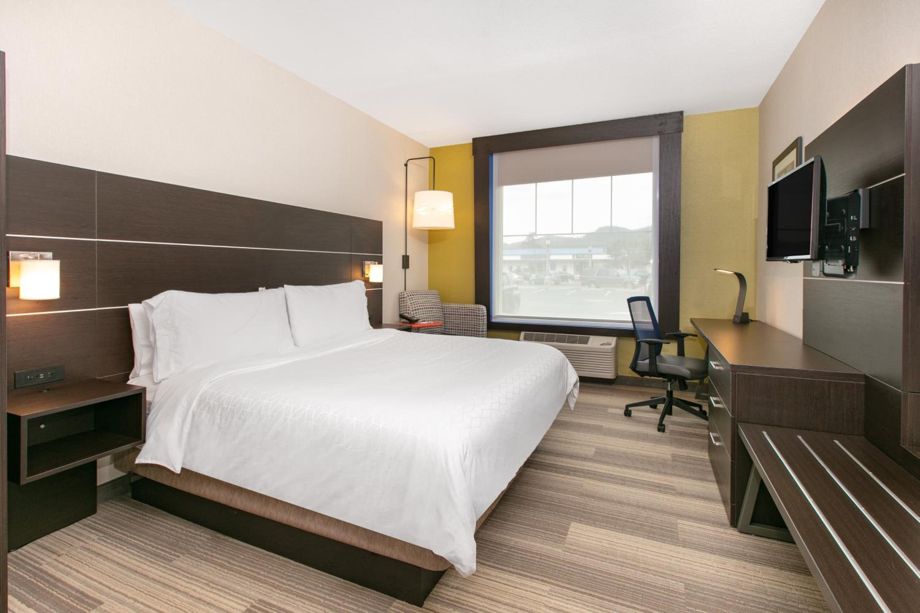holiday inn express hotel and suites seaside convention center by ihg