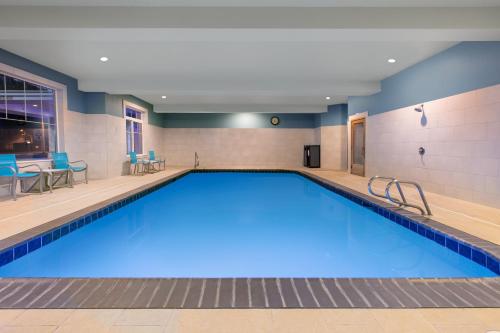 holiday inn express hotel and suites seaside convention center by ihg
