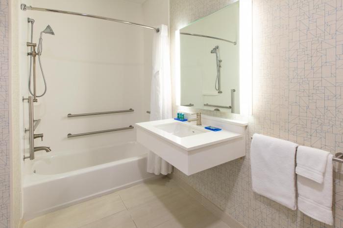 holiday inn express hotel and suites seaside convention center by ihg