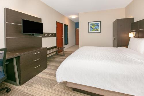 holiday inn express hotel and suites seaside convention center by ihg