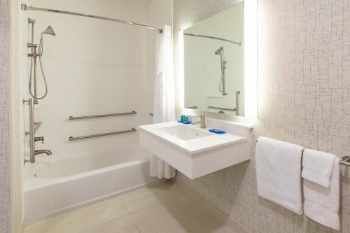 holiday inn express hotel and suites seaside convention center by ihg