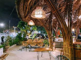 the light hotel and resort