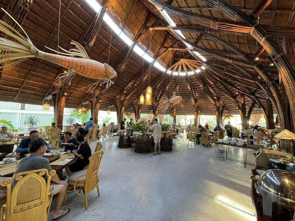 the light hotel and resort