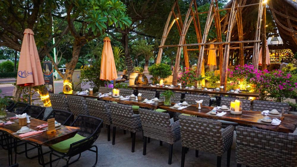 the light hotel and resort
