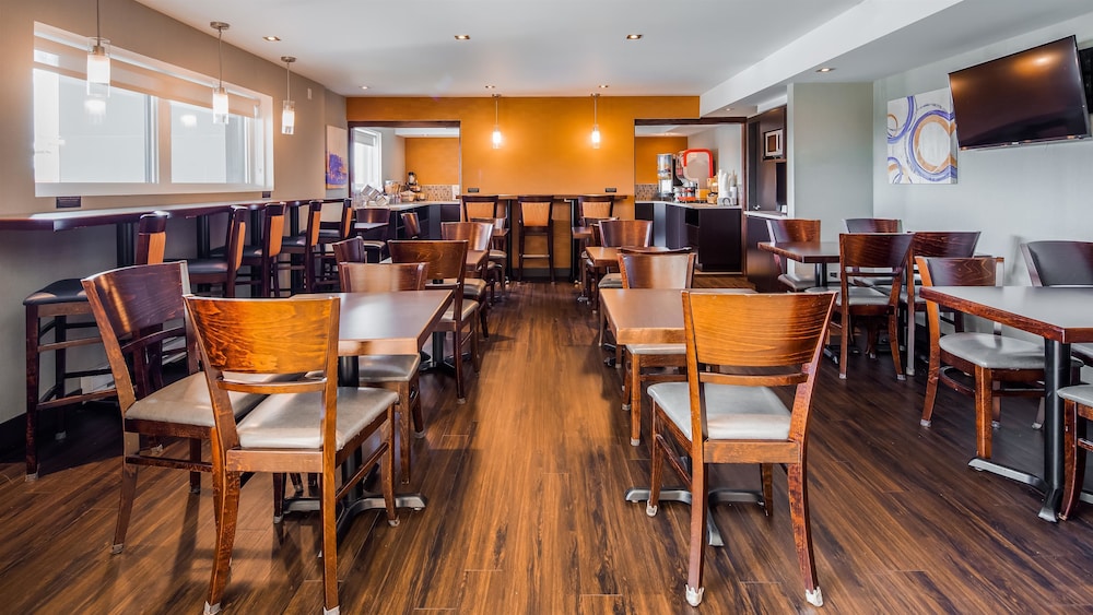 best western plus mont laurier