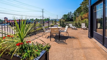 best western plus mont laurier
