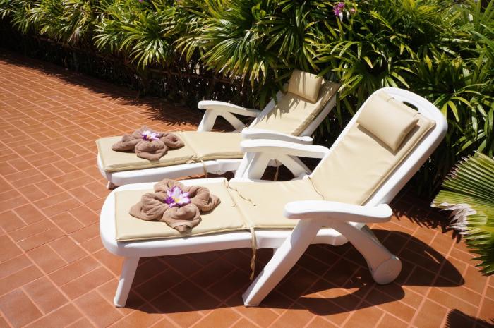 the oriental tropical beach at vip chain resort