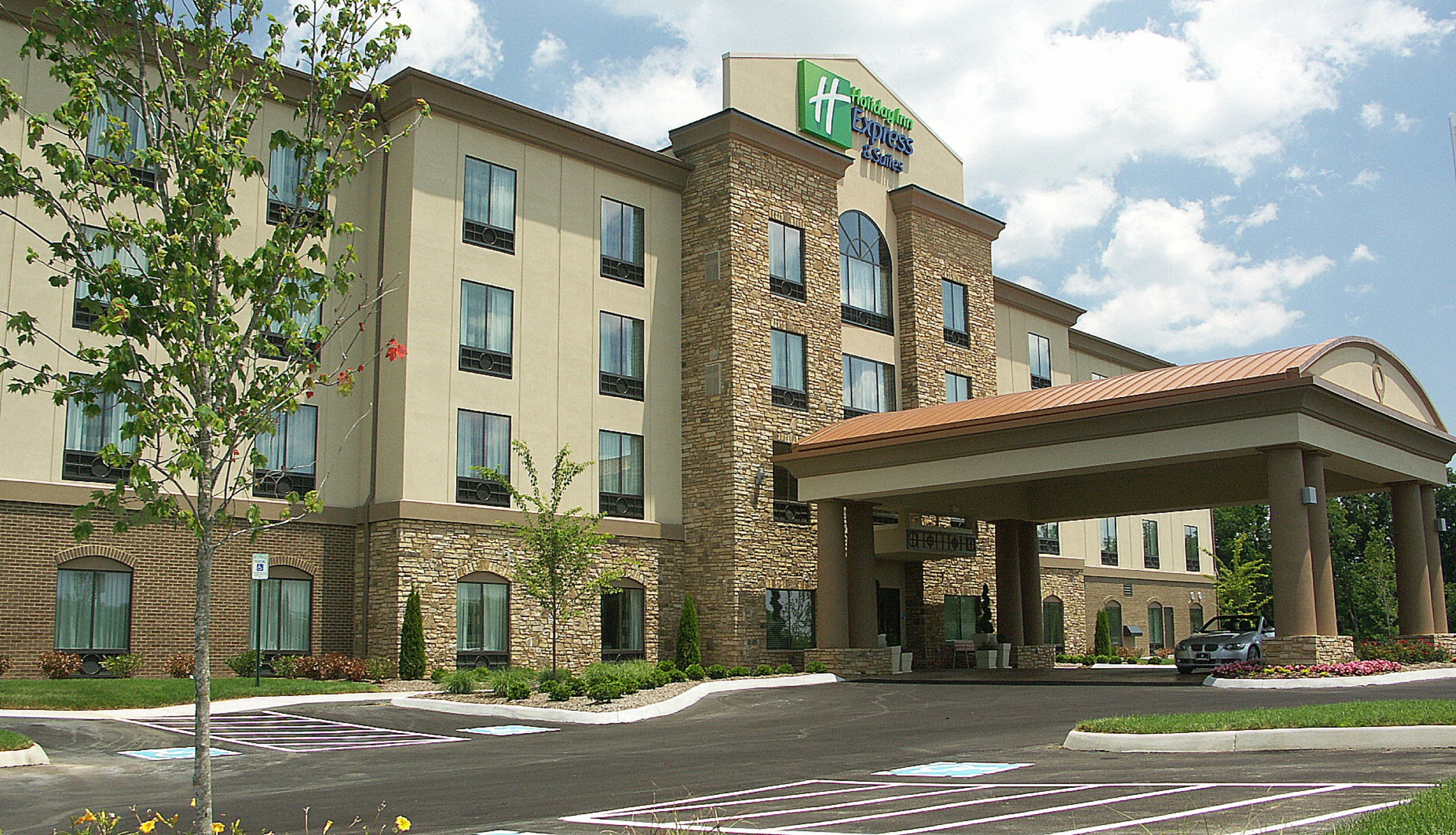holiday inn express cleveland northwest by ihg