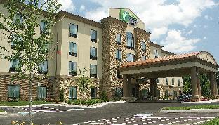 holiday inn express cleveland northwest by ihg