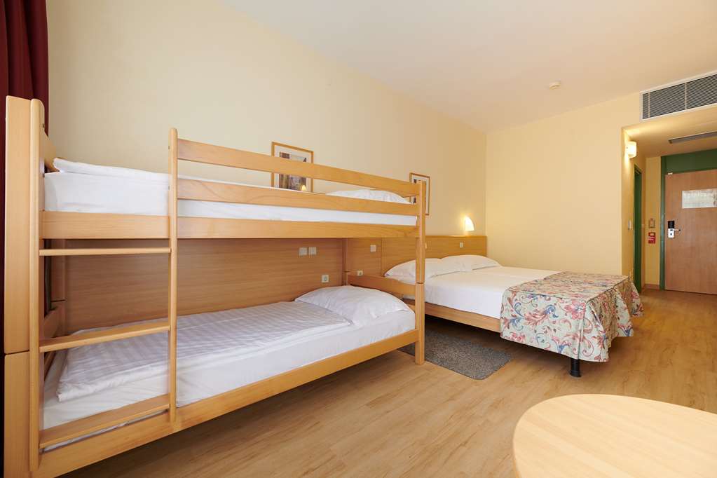 hotel aurora plava laguna