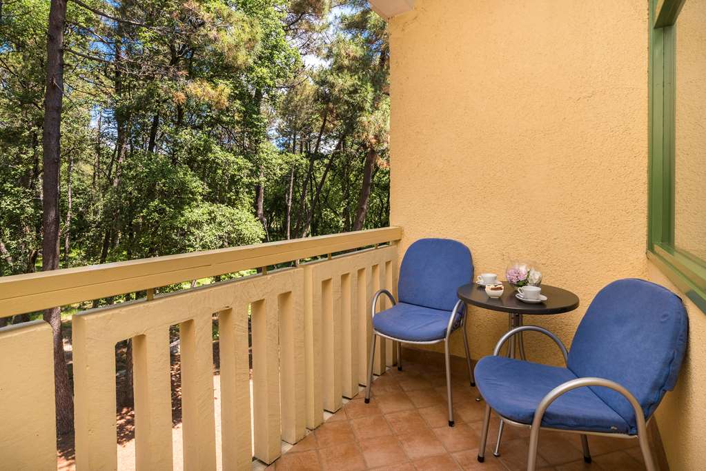 hotel aurora plava laguna