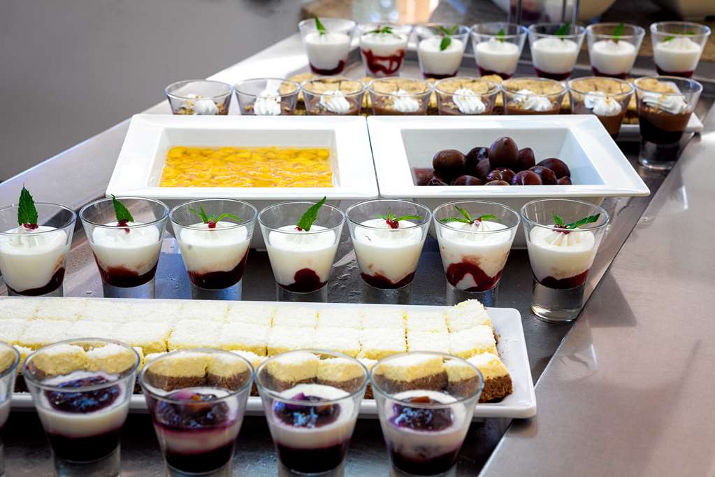 hotel aurora plava laguna