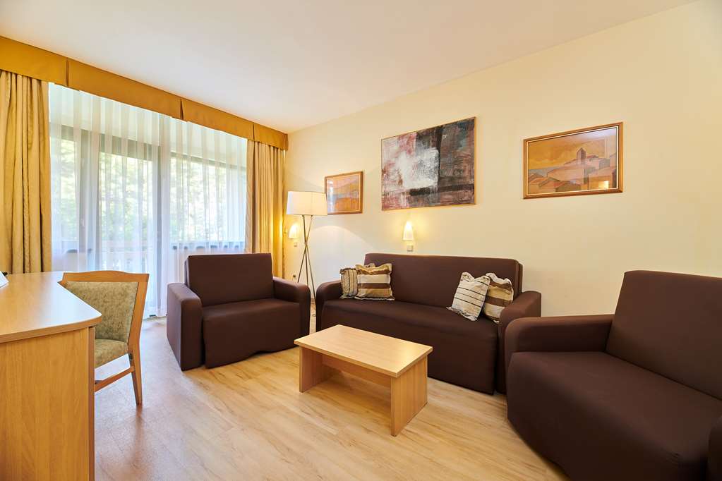 hotel aurora plava laguna