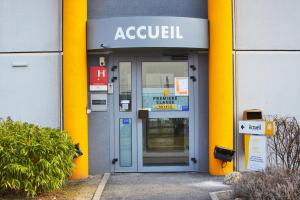 premiere classe montreuil